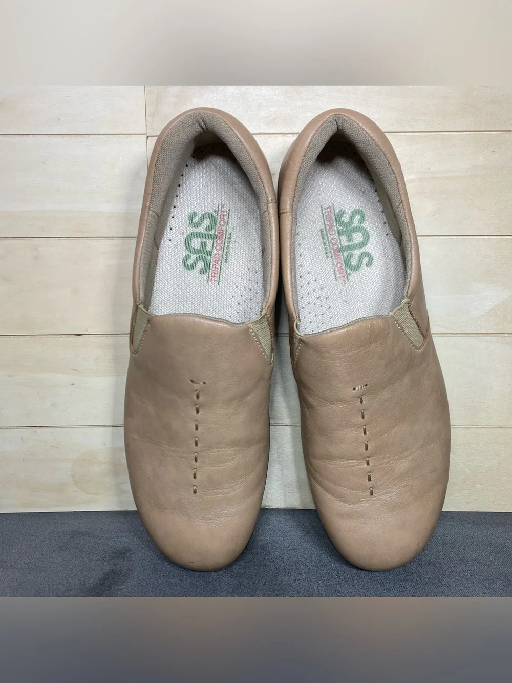 SAS Viva Slip-Ons Tan Leather Women's Size 10 N Shoes Tripad Comfort Loafers
